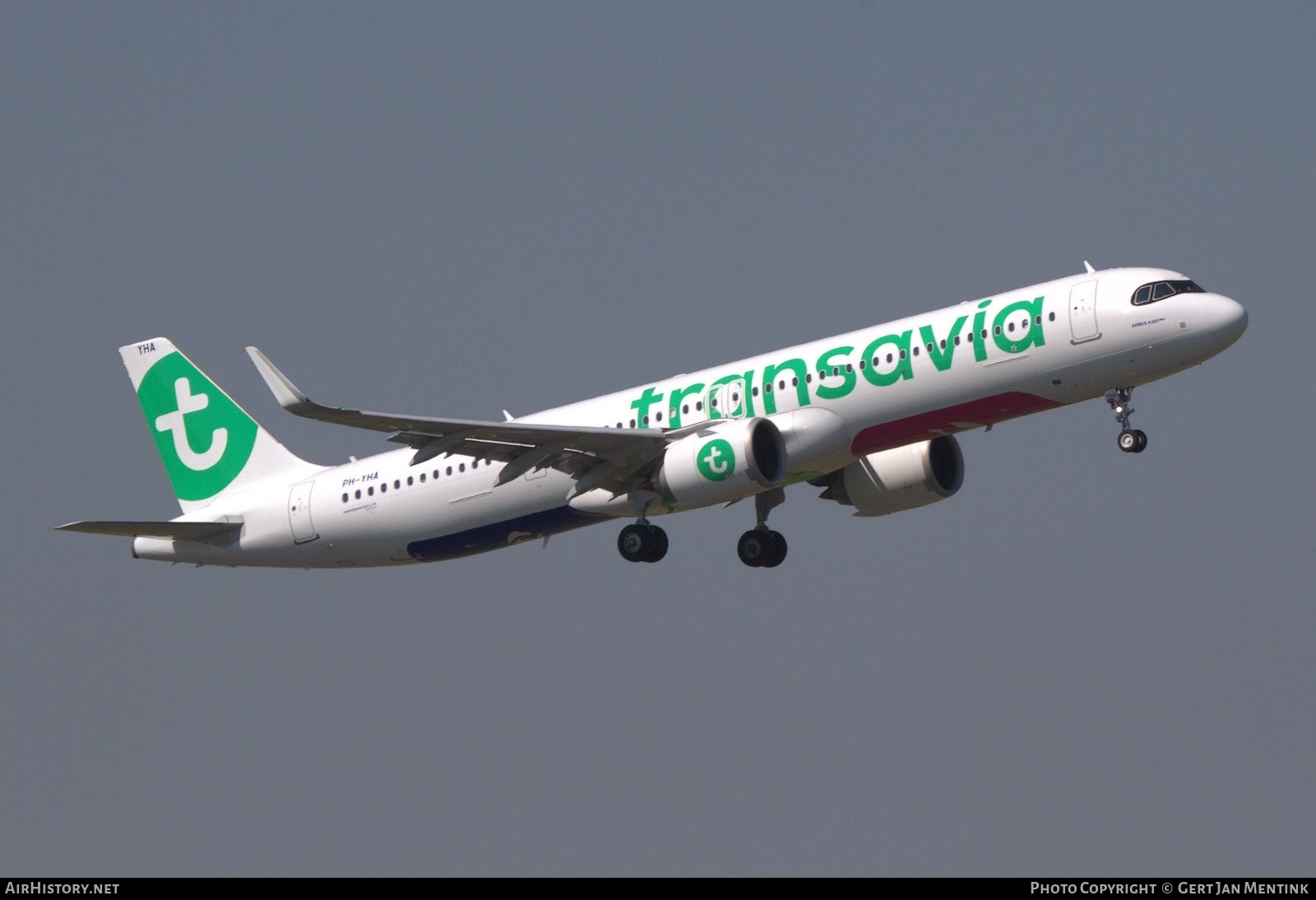 Aircraft Photo of PH-YHA | Airbus A321-252NX | Transavia | AirHistory.net #701969