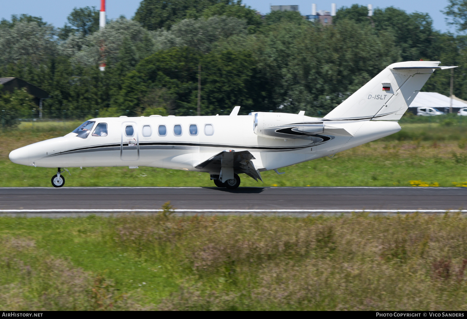 Aircraft Photo of D-ISLT | Cessna 525A CitationJet CJ2+ | AirHistory.net #702247