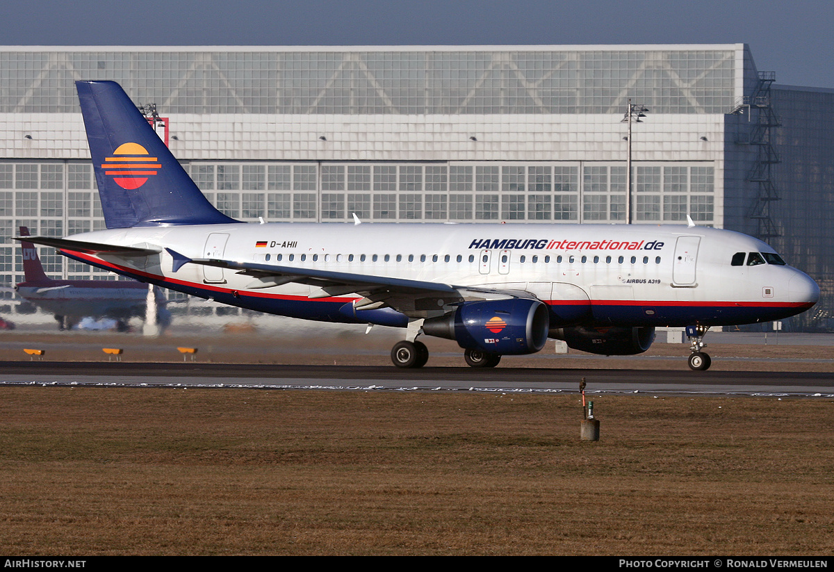 Aircraft Photo of D-AHII | Airbus A319-111 | Hamburg International | AirHistory.net #702317