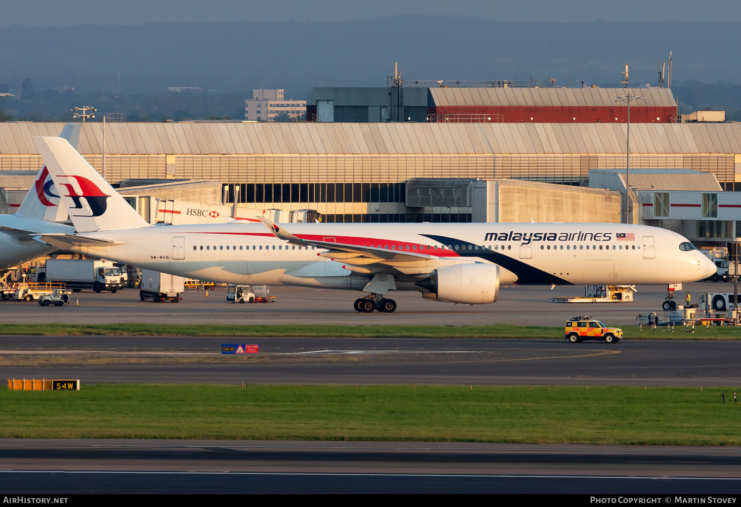 Aircraft Photo of 9M-MAB | Airbus A350-941 | Malaysia Airlines | AirHistory.net #702463