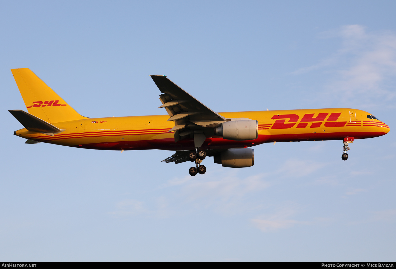 Aircraft Photo of G-BMRI | Boeing 757-236 | DHL International | AirHistory.net #702515
