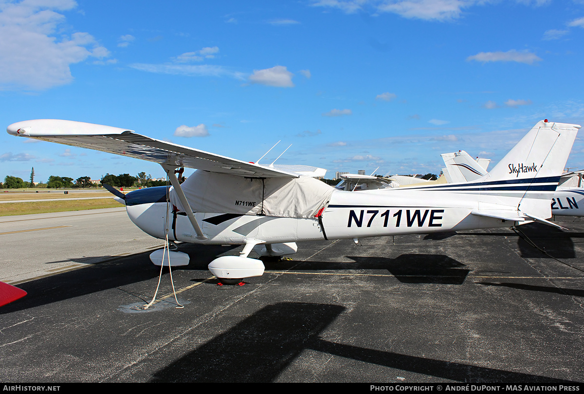 Aircraft Photo of N711WE | Cessna 172N Skyhawk II | AirHistory.net #702570