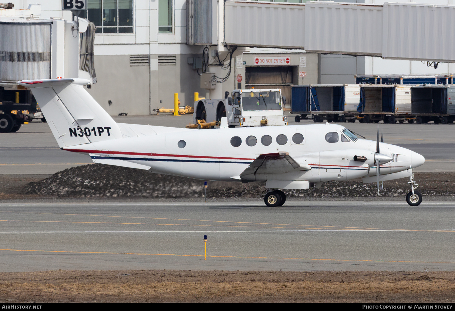 Aircraft Photo of N301PT | Beech A200CT Super King Air | AirHistory.net #702666