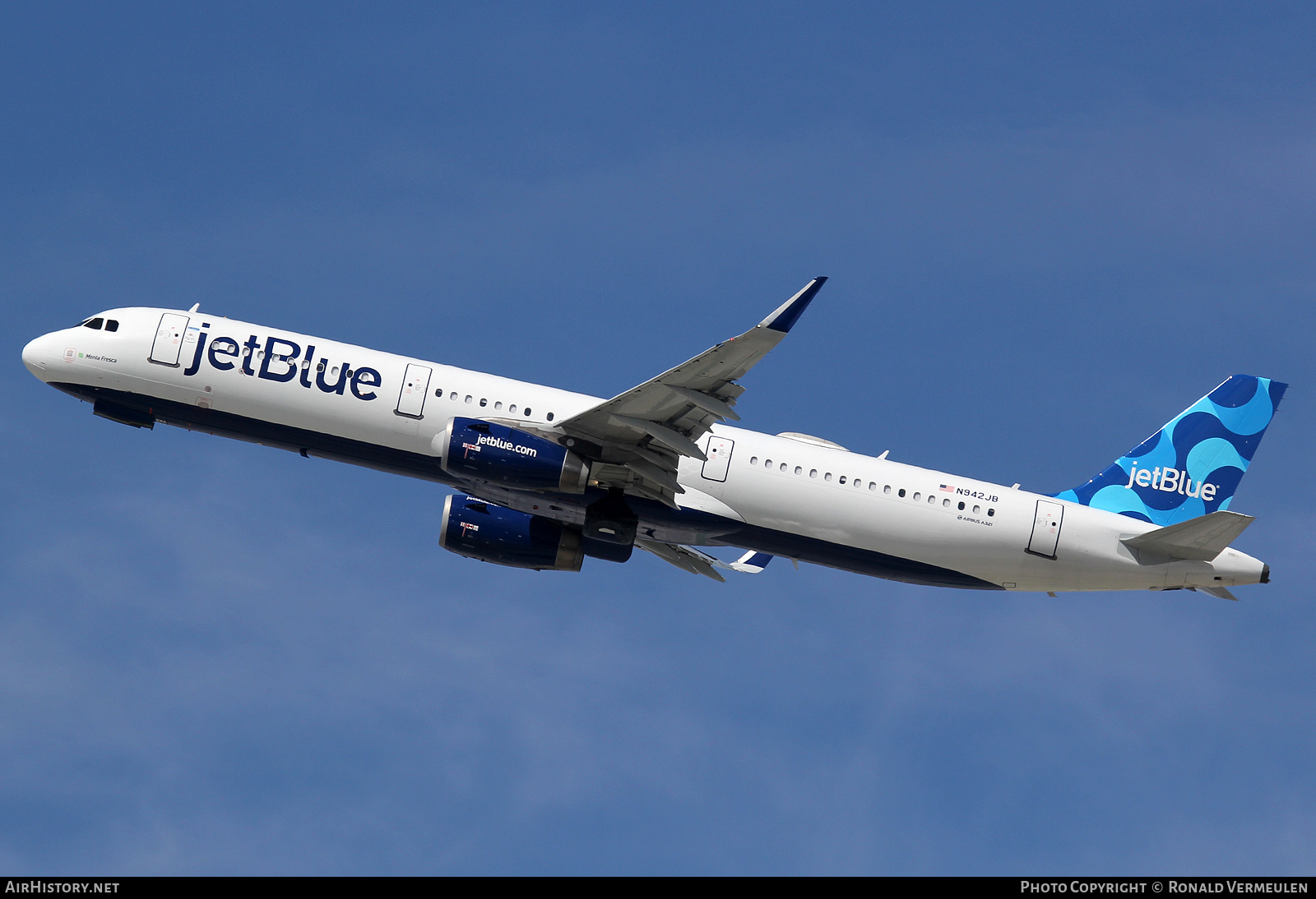 Aircraft Photo of N942JB | Airbus A321-231 | JetBlue Airways | AirHistory.net #702702