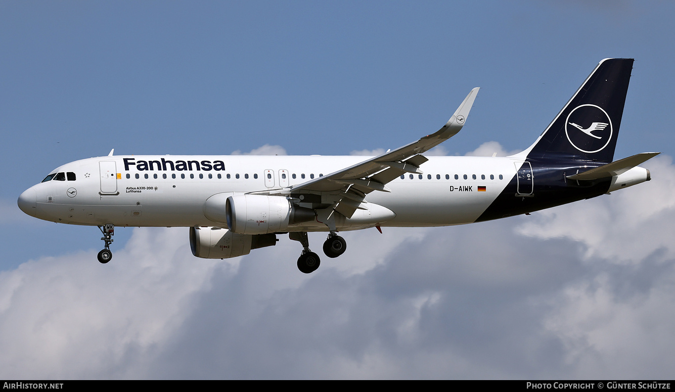 Aircraft Photo of D-AIWK | Airbus A320-214 | Lufthansa | AirHistory.net #702776
