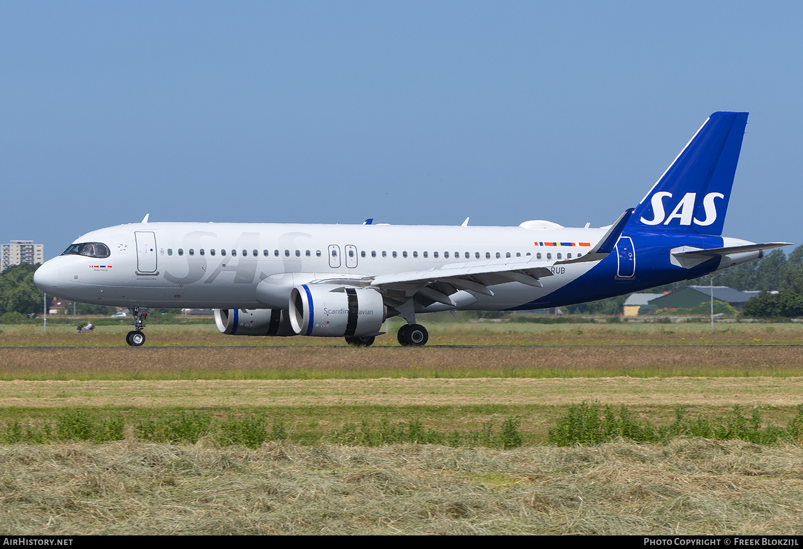 Aircraft Photo of SE-RUB | Airbus A320-251N | Scandinavian Airlines - SAS | AirHistory.net #702780