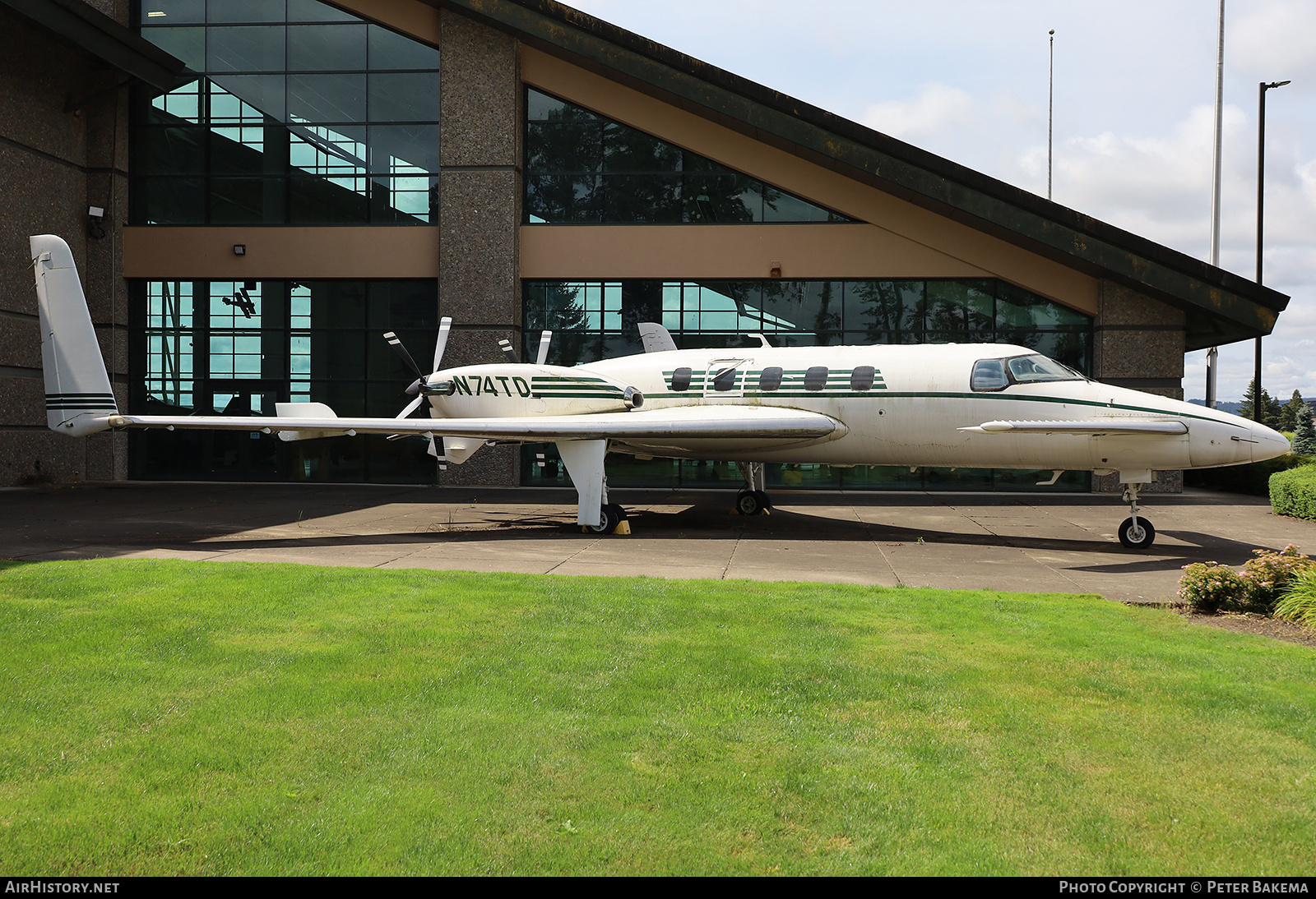 Aircraft Photo of N74TD | Beech 2000 Starship 1 | AirHistory.net #702910