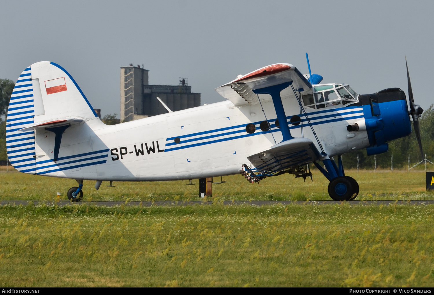 Aircraft Photo of SP-WWL | Antonov An-2R | AirHistory.net #702946