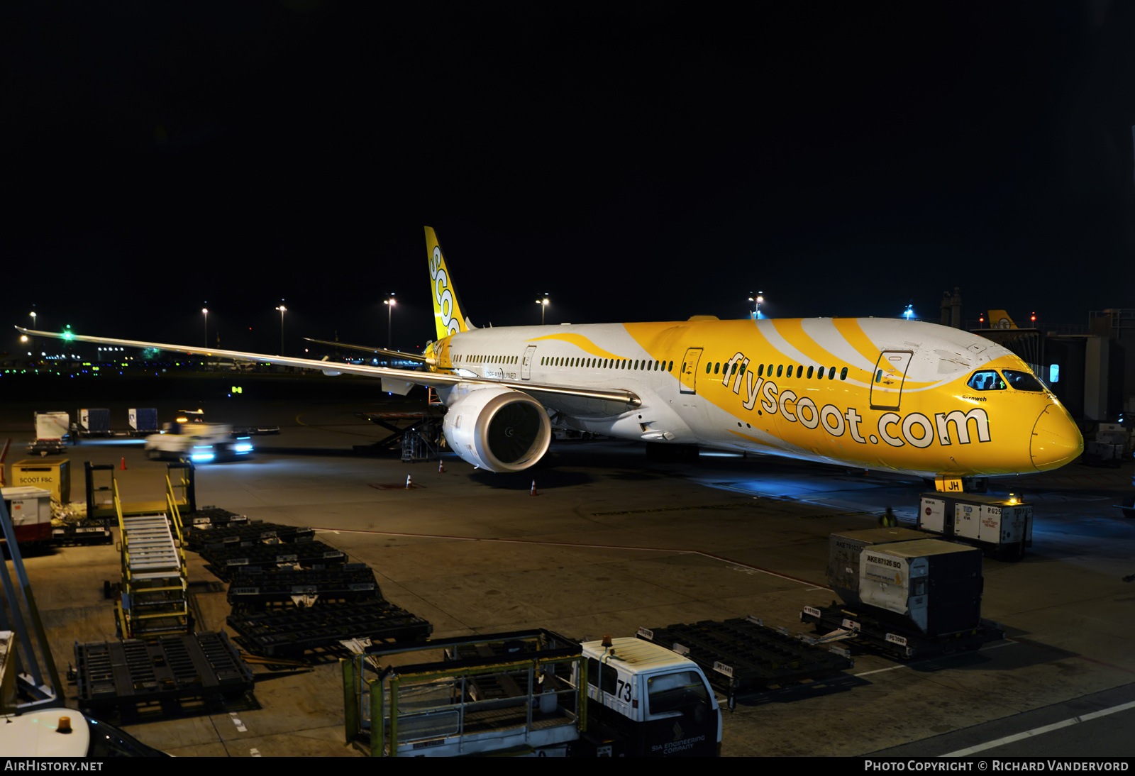 Aircraft Photo of 9V-OJH | Boeing 787-9 Dreamliner | Scoot | AirHistory.net #702966