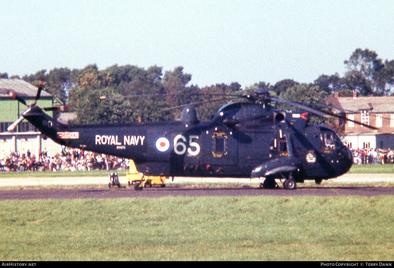 Aircraft Photo of XV675 | Westland WS-61 Sea King HAS1 | UK - Navy | AirHistory.net #703013