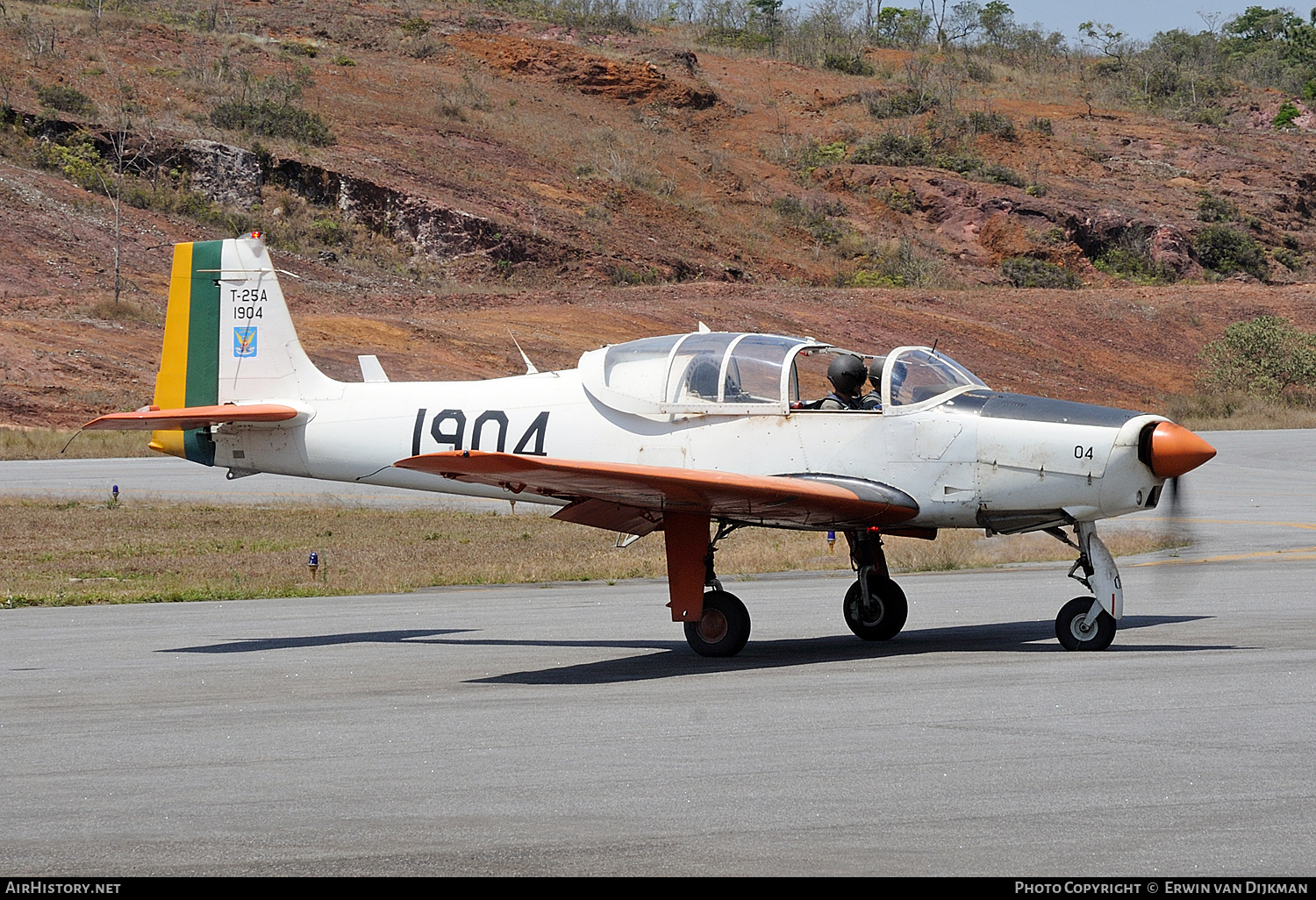 Aircraft Photo of 1904 | Neiva T-25A Universal | Brazil - Air Force | AirHistory.net #703029