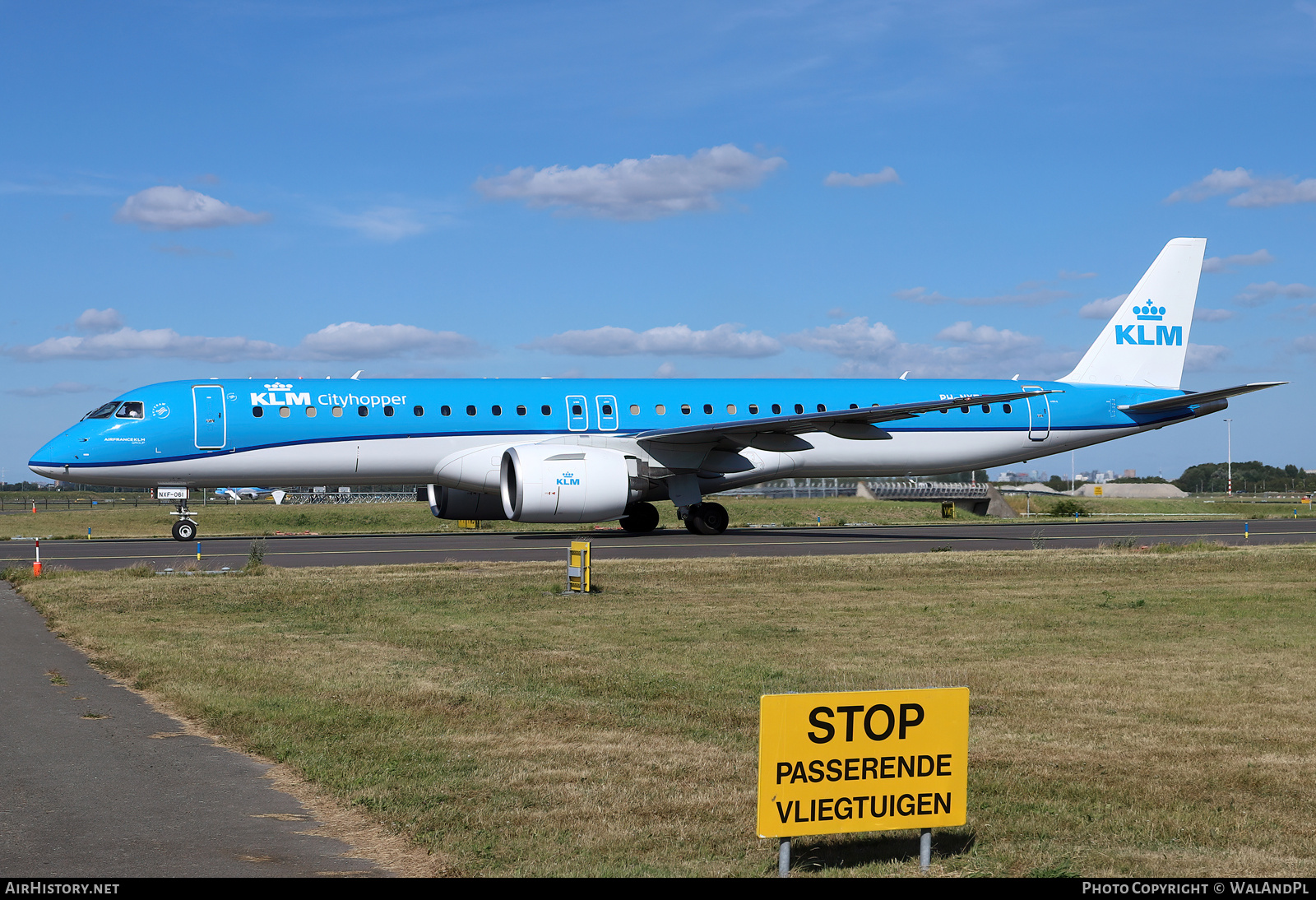 Aircraft Photo of PH-NXF | Embraer 195-E2 (ERJ-190-400) | KLM Cityhopper | AirHistory.net #703032