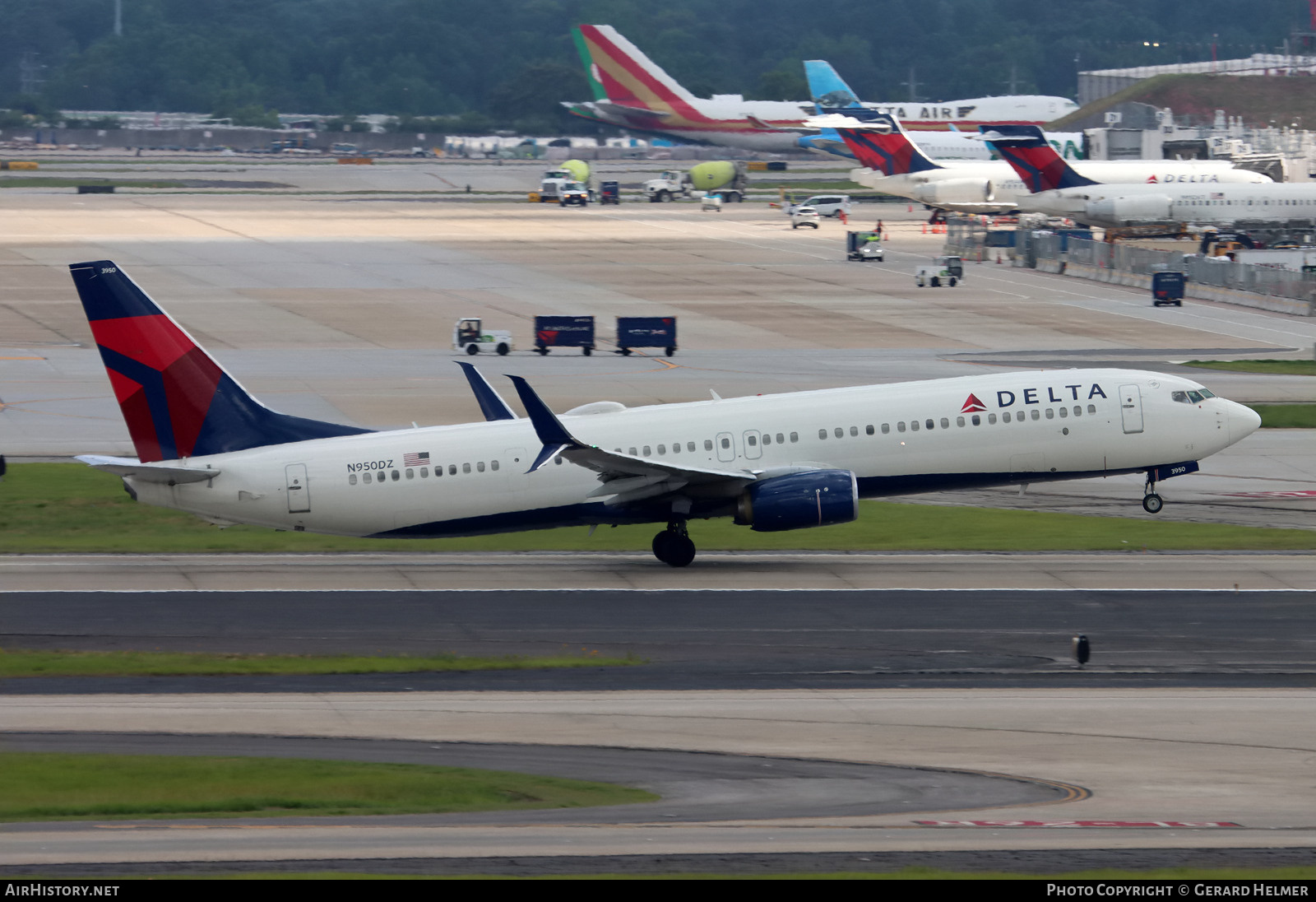 Aircraft Photo of N950DZ | Boeing 737-9GP/ER | Delta Air Lines | AirHistory.net #703046