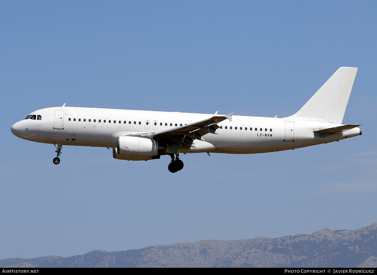 Aircraft Photo of LY-NVM | Airbus A320-232 | AirHistory.net #703090
