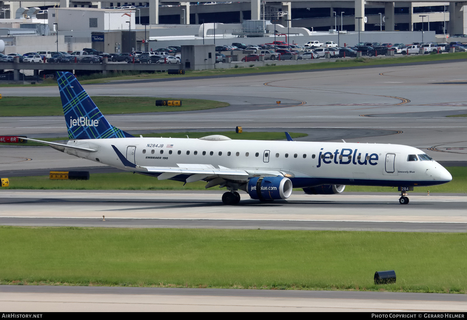 Aircraft Photo of N284JB | Embraer 190AR (ERJ-190-100IGW) | JetBlue Airways | AirHistory.net #703117