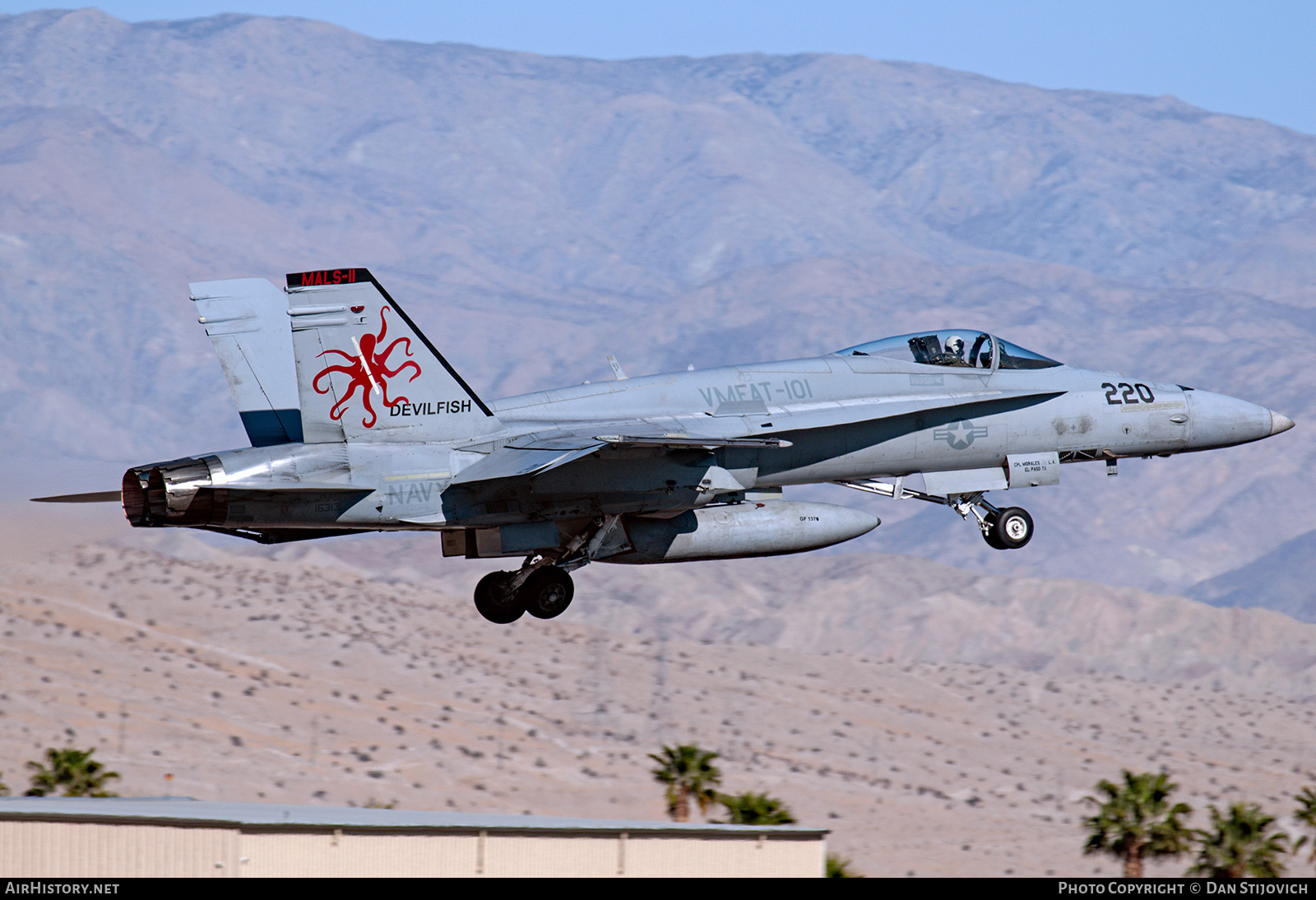 Aircraft Photo of 163131 | McDonnell Douglas F/A-18A++ Hornet | USA - Marines | AirHistory.net #703243