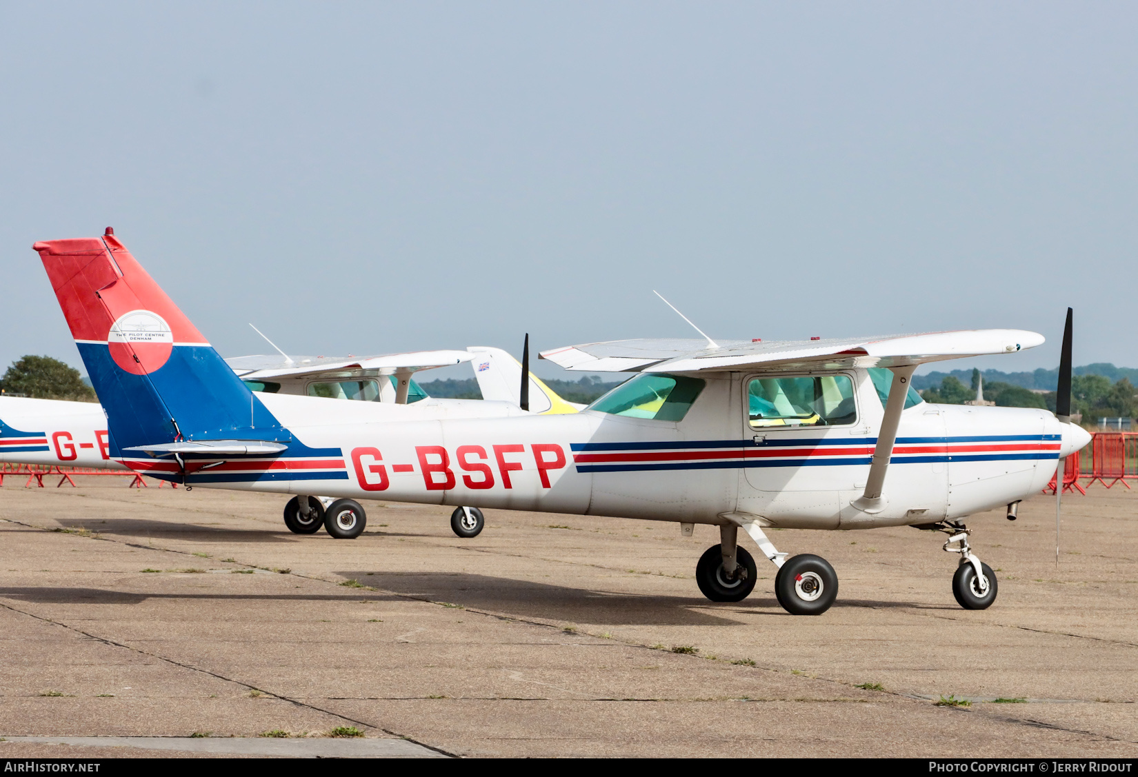 Aircraft Photo of G-BSFP | Cessna 152 | The Pilot Centre Denham | AirHistory.net #703315