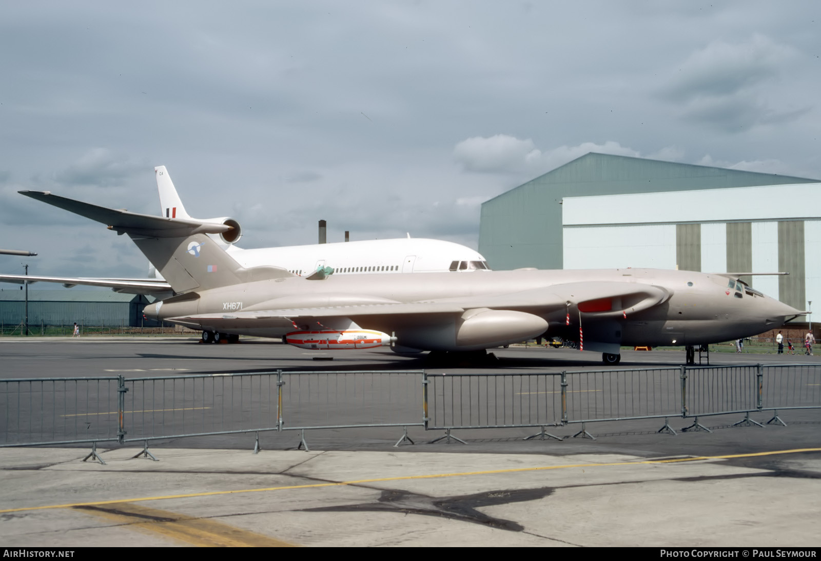 Aircraft Photo of XH671 | Handley Page HP-80 Victor K2 | UK - Air Force | AirHistory.net #703337