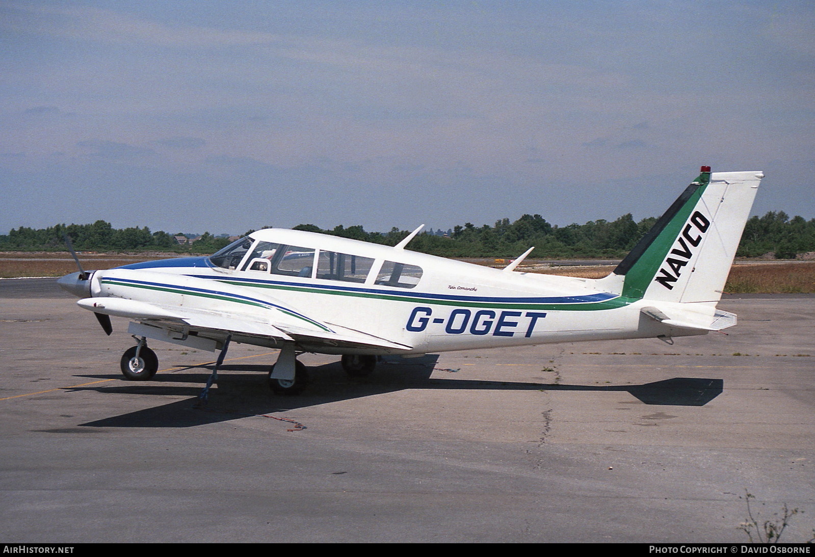 Aircraft Photo of G-OGET | Piper PA-39-160 Twin Comanche C/R | Navco | AirHistory.net #703347