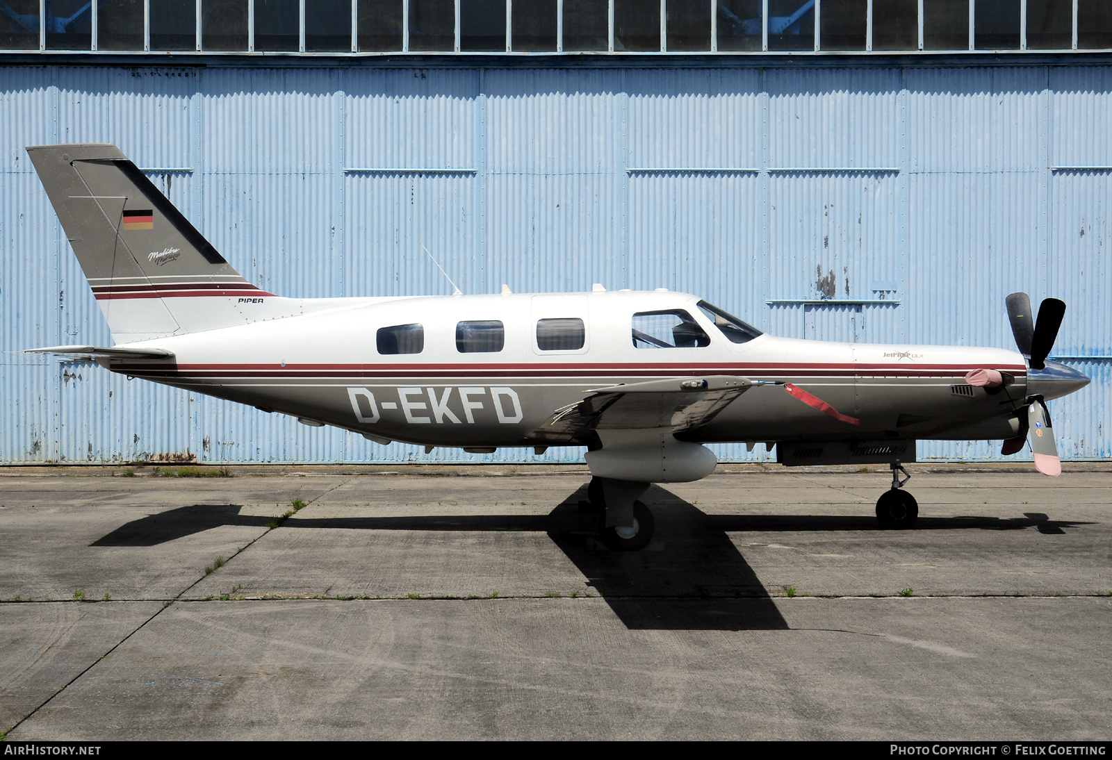 Aircraft Photo of D-EKFD | Piper PA-46-350P Malibu Mirage/Jetprop DLX | AirHistory.net #703357