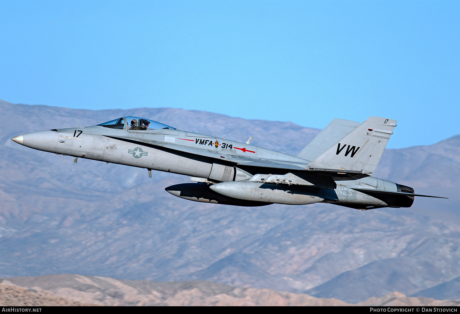 Aircraft Photo of 163146 | McDonnell Douglas F/A-18A+ Hornet | USA - Marines | AirHistory.net #703367