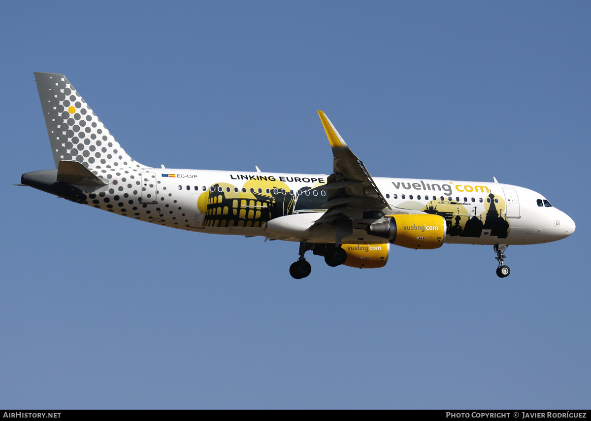 Aircraft Photo of EC-LVP | Airbus A320-214 | Vueling Airlines | AirHistory.net #703383