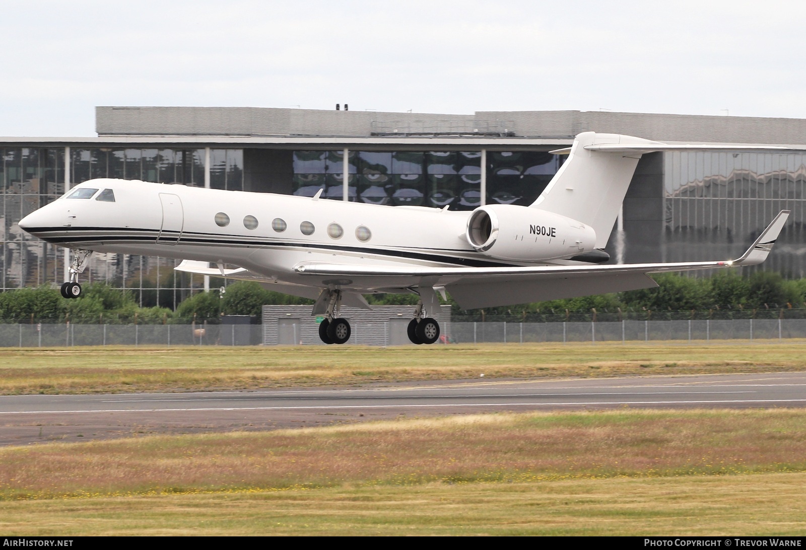 Aircraft Photo of N90JE | Gulfstream Aerospace G-V Gulfstream V | AirHistory.net #703404