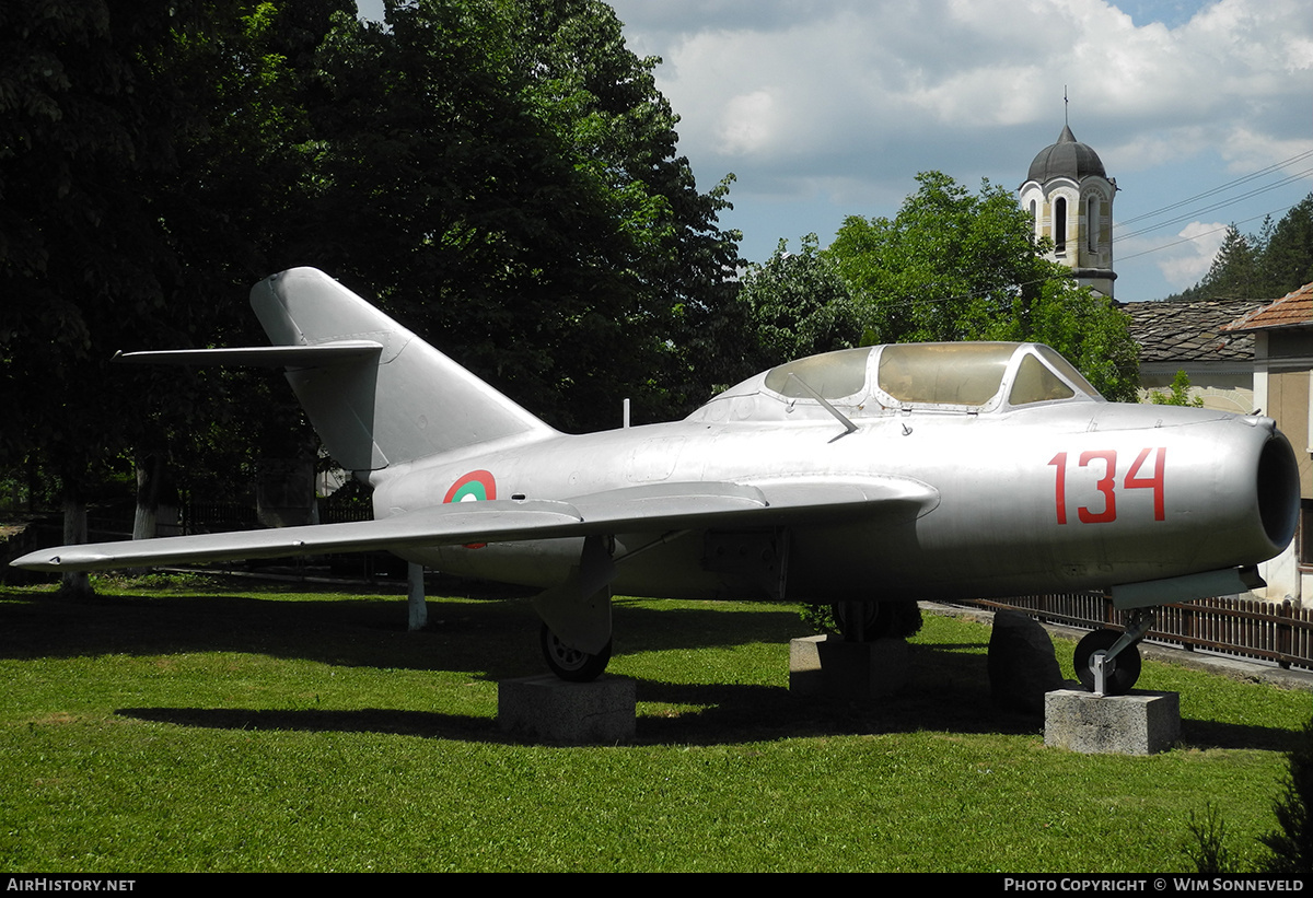 Aircraft Photo of 134 | Mikoyan-Gurevich MiG-15UTI | Bulgaria - Air Force | AirHistory.net #703466