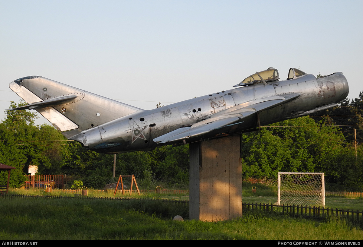Aircraft Photo of 49 | Mikoyan-Gurevich MiG-17 | Bulgaria - Air Force | AirHistory.net #703486
