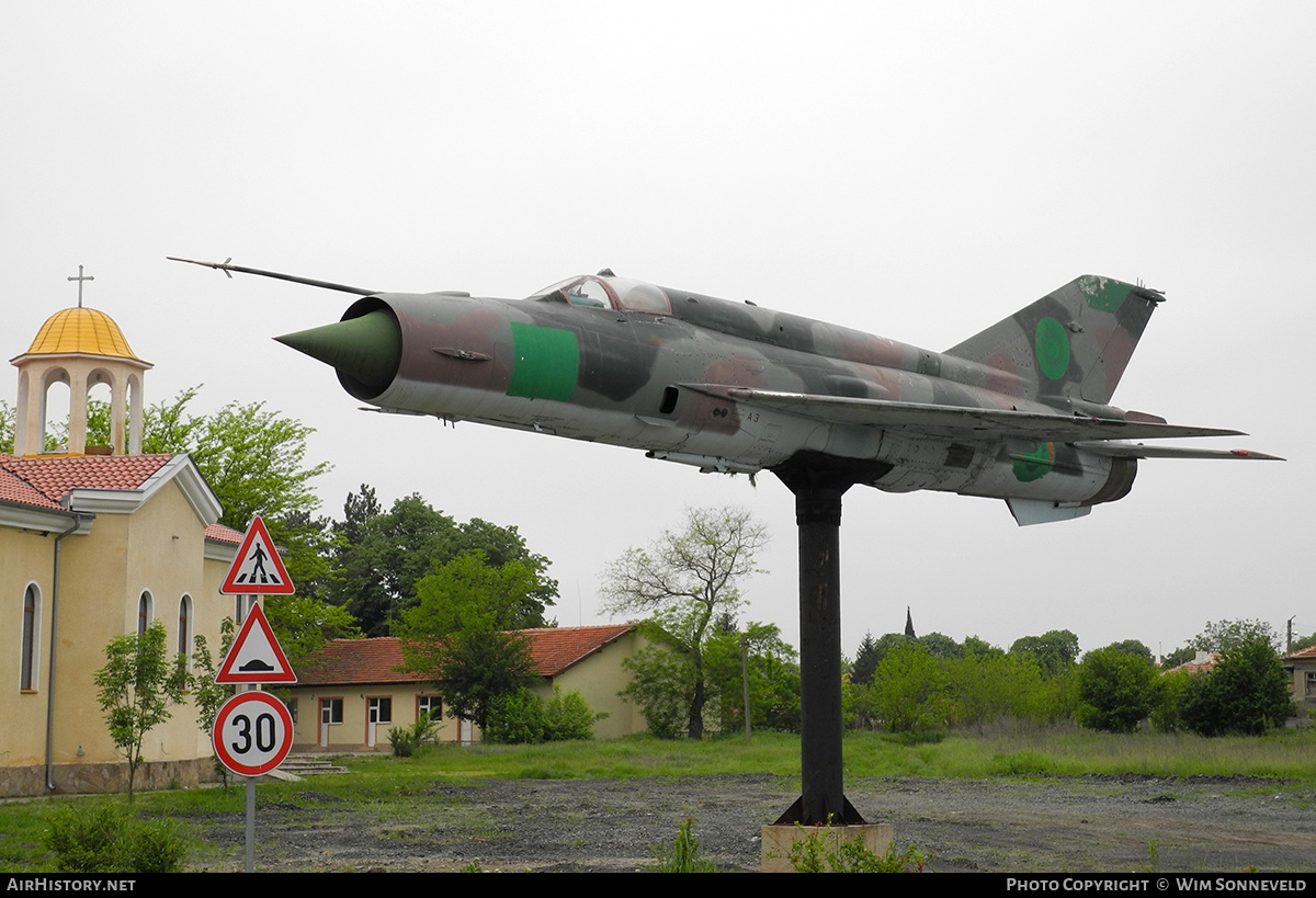 Aircraft Photo of 119 | Mikoyan-Gurevich MiG-21bis SAU | Bulgaria - Air Force | AirHistory.net #703535