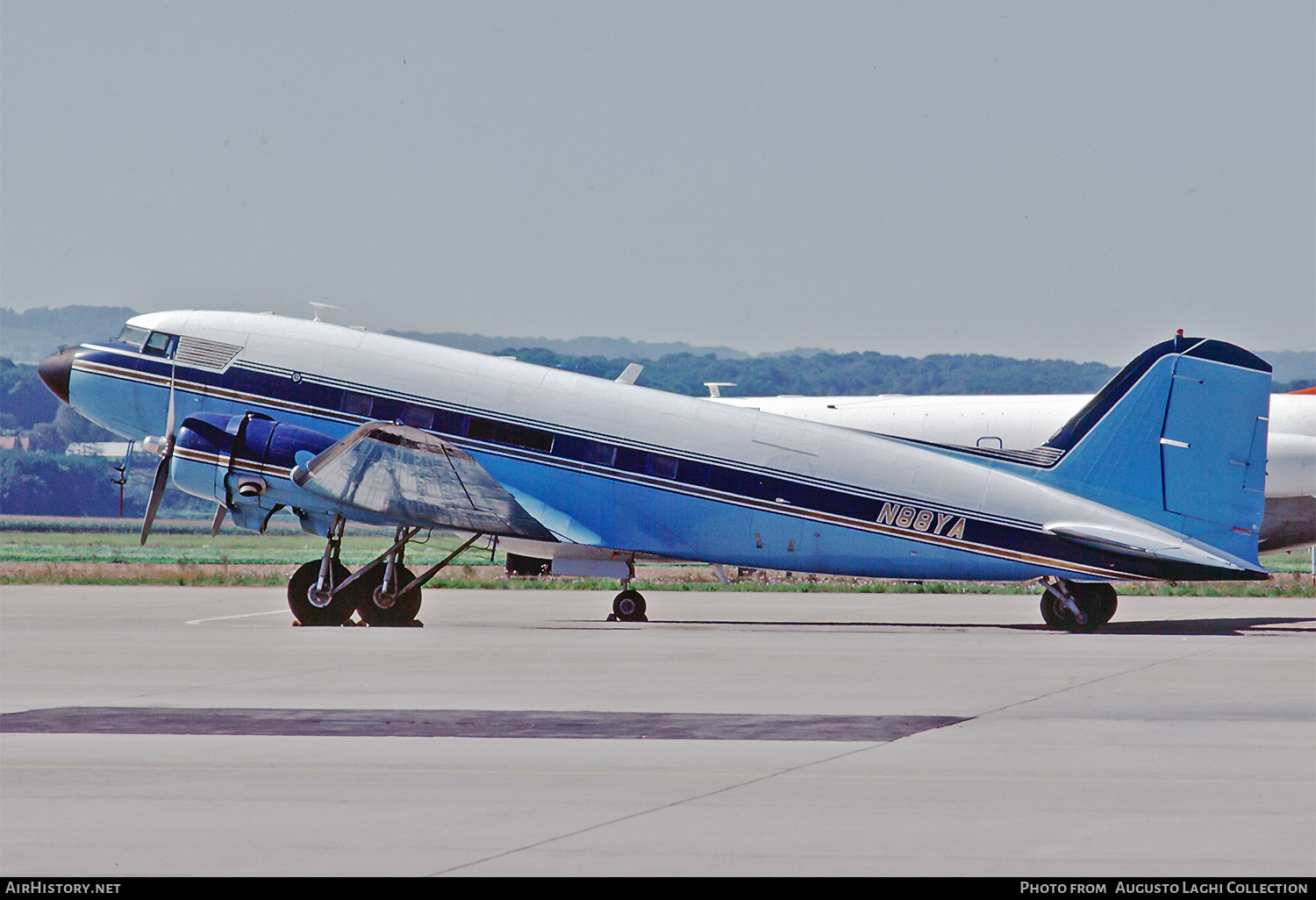 Aircraft Photo of N88YA | Douglas DC-3(C) | AirHistory.net #703582