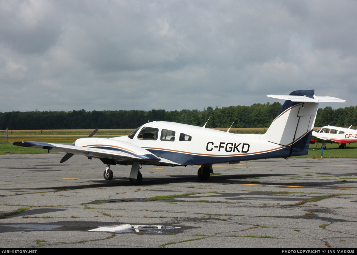 Aircraft Photo of C-FGKD | Piper PA-44-180 Seminole | AirHistory.net #703594