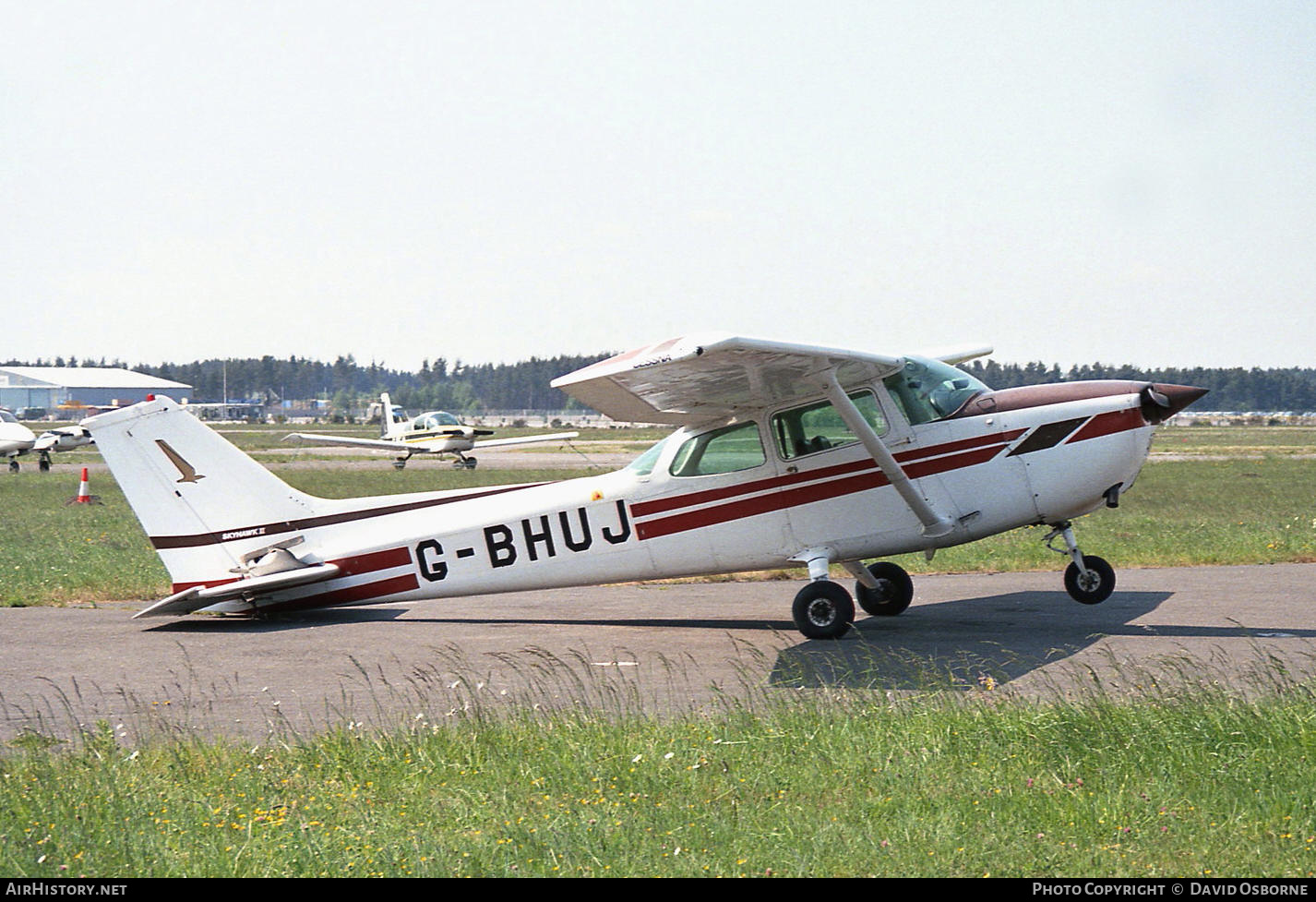 Aircraft Photo of G-BHUJ | Cessna 172N Skyhawk 100 II | AirHistory.net #703627