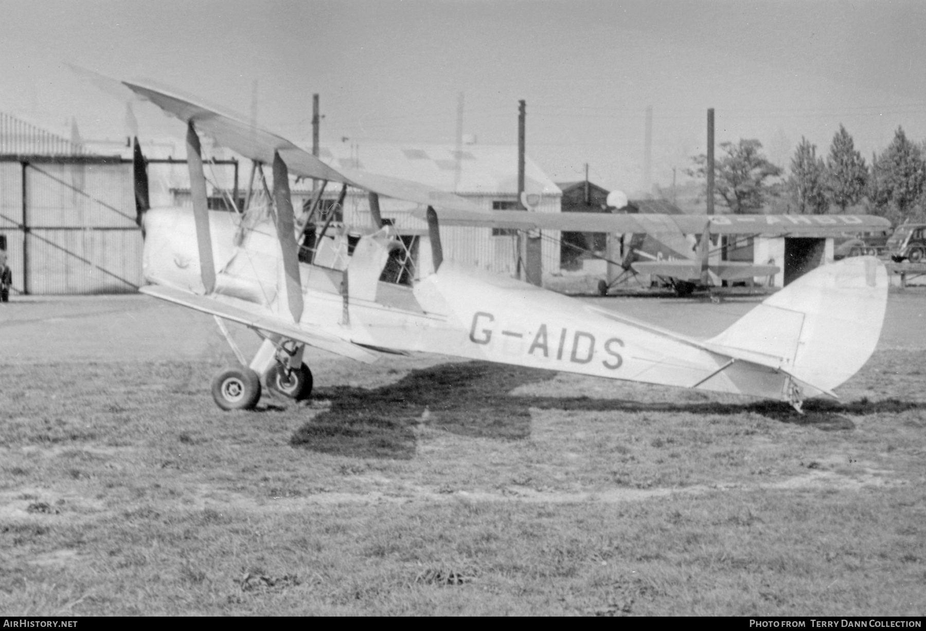 Aircraft Photo of G-AIDS | De Havilland D.H. 82A Tiger Moth II | Herts & Essex Aero Club | AirHistory.net #703700