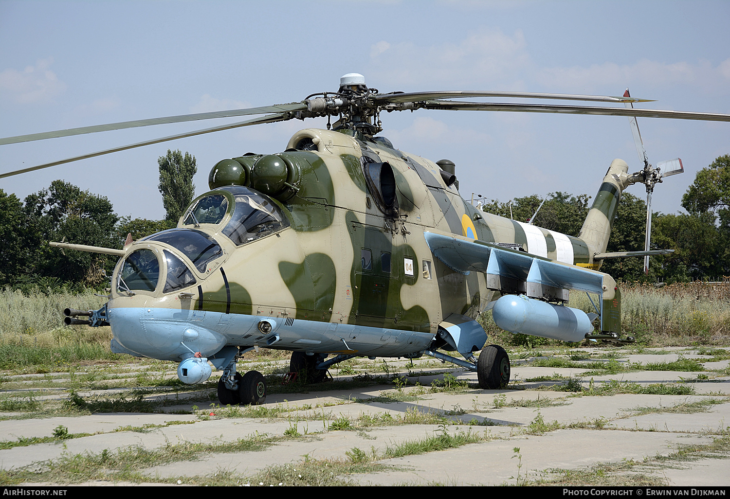 Aircraft Photo of 04 yellow | Mil Mi-24P | Ukraine - Army | AirHistory.net #703722