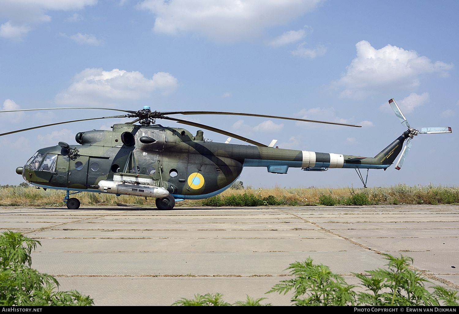 Aircraft Photo of 52 red | Mil Mi-8MT | Ukraine - Army | AirHistory.net #703729
