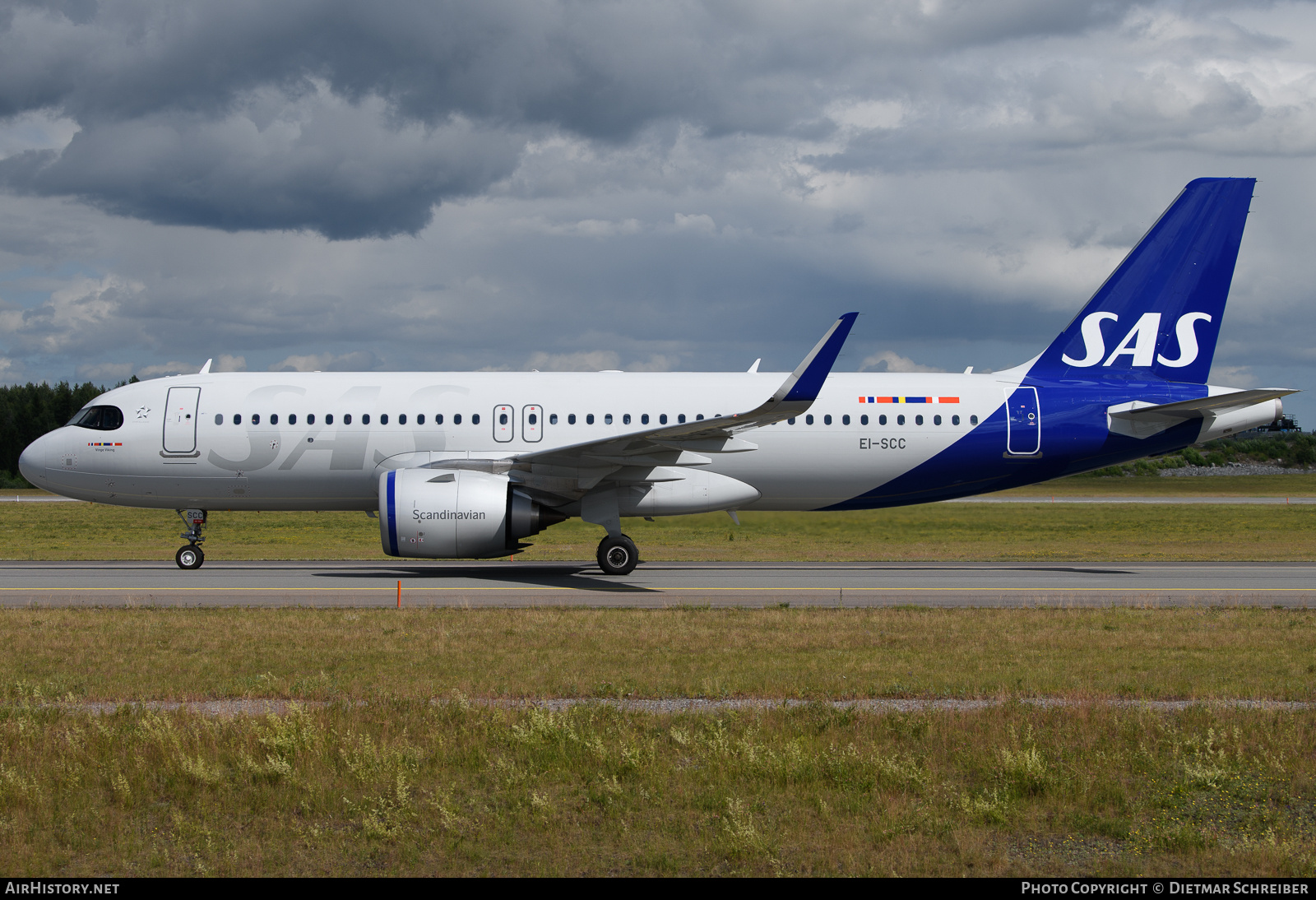 Aircraft Photo of EI-SCC | Airbus A320-251N | Scandinavian Airlines - SAS | AirHistory.net #703754