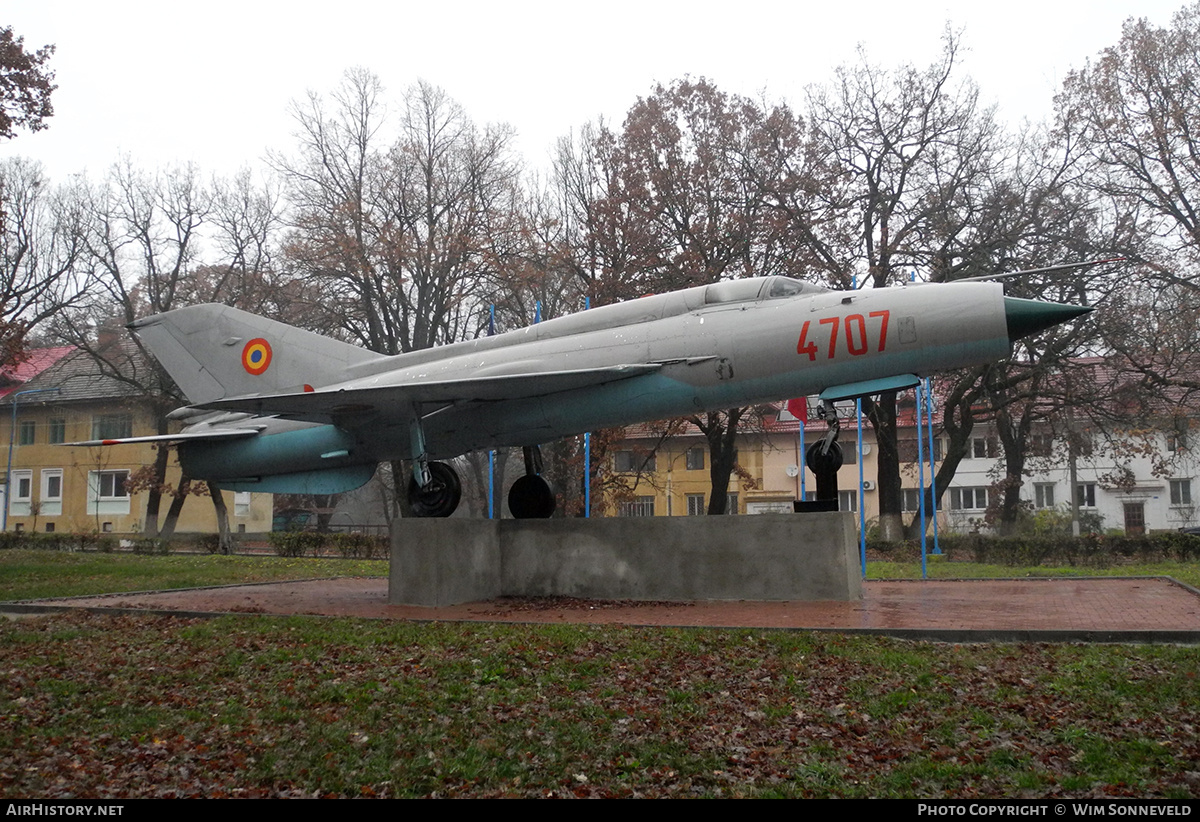 Aircraft Photo of 4707 | Mikoyan-Gurevich MiG-21PFM | Romania - Air Force | AirHistory.net #703761