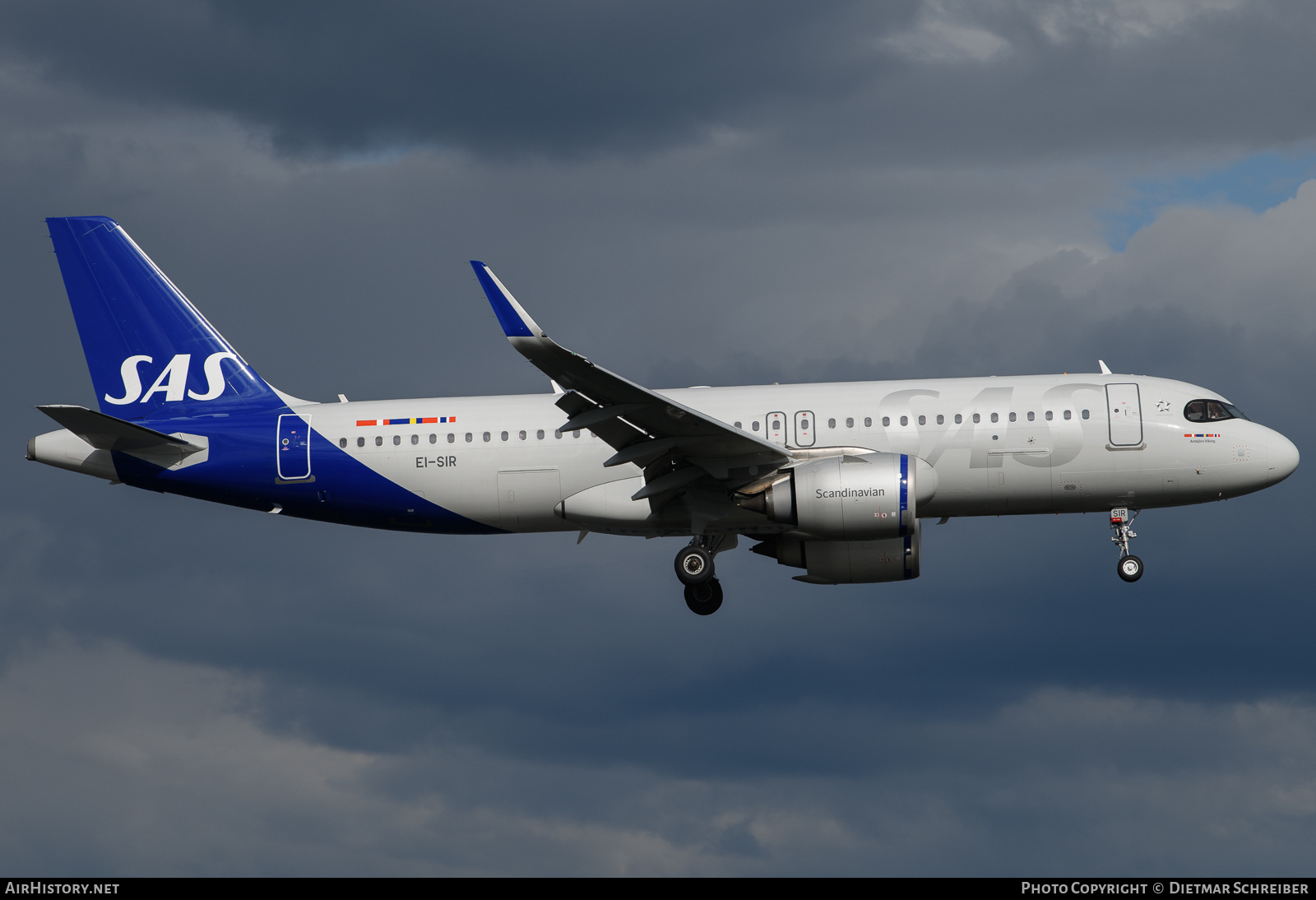 Aircraft Photo of EI-SIR | Airbus A320-251N | Scandinavian Airlines - SAS | AirHistory.net #703777