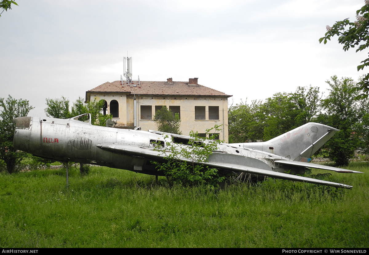 Aircraft Photo of 544 | Mikoyan-Gurevich MiG-19P | Bulgaria - Air Force | AirHistory.net #703788