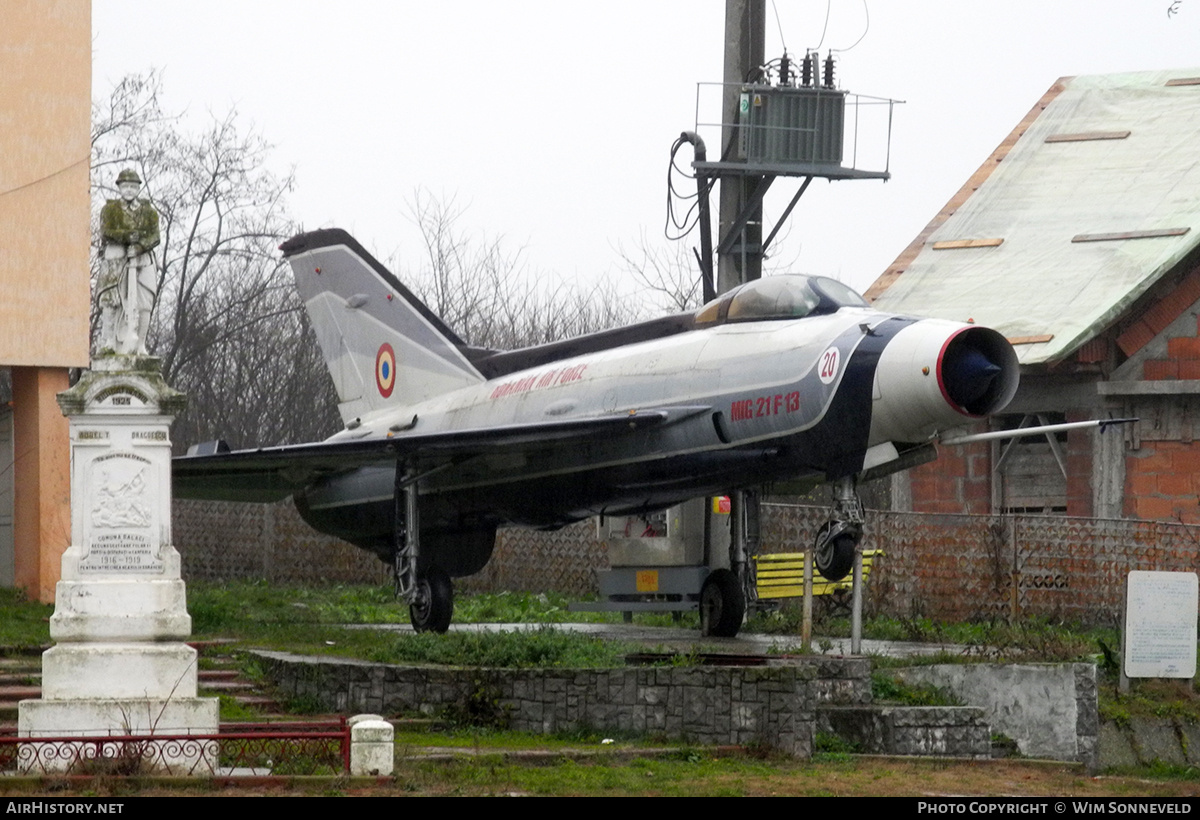 Aircraft Photo of 20 | Mikoyan-Gurevich MiG-21F-13 | Romania - Air Force | AirHistory.net #703808