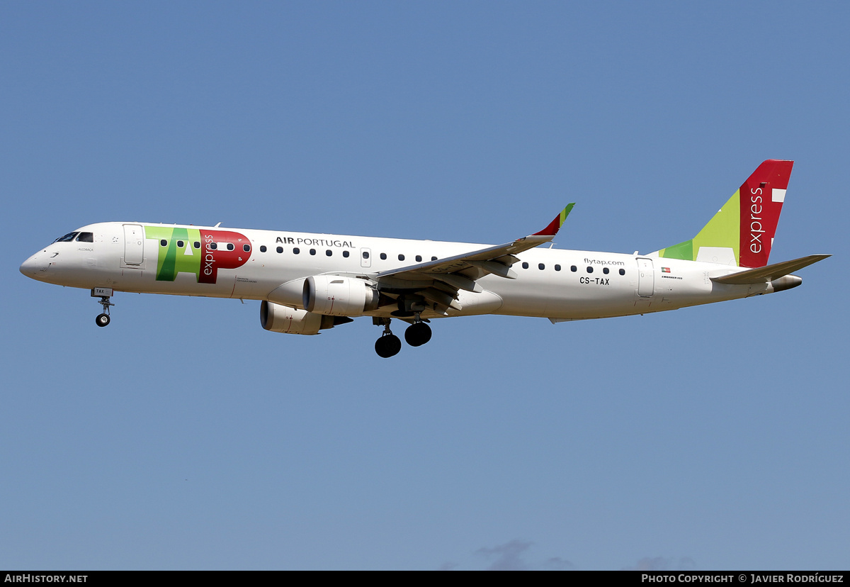 Aircraft Photo of CS-TAX | Embraer 195LR (ERJ-190-200LR) | TAP Air Portugal Express | AirHistory.net #703824