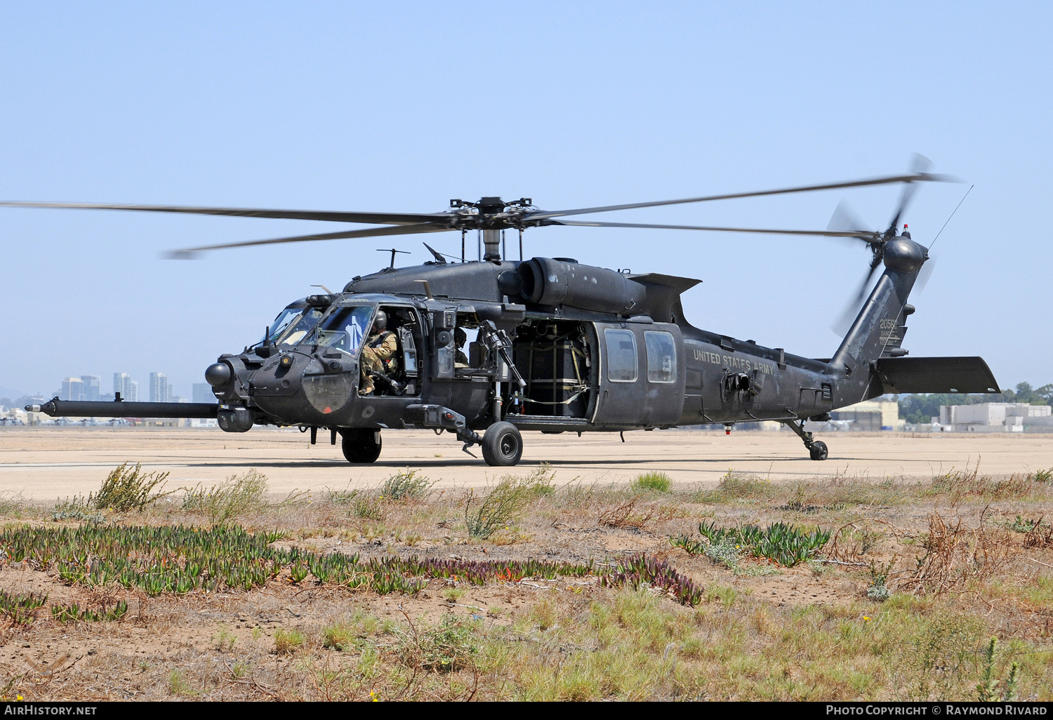 Aircraft Photo of 13-20562 / 20562 | Sikorsky MH-60M Black Hawk (S-70A) | USA - Army | AirHistory.net #703835