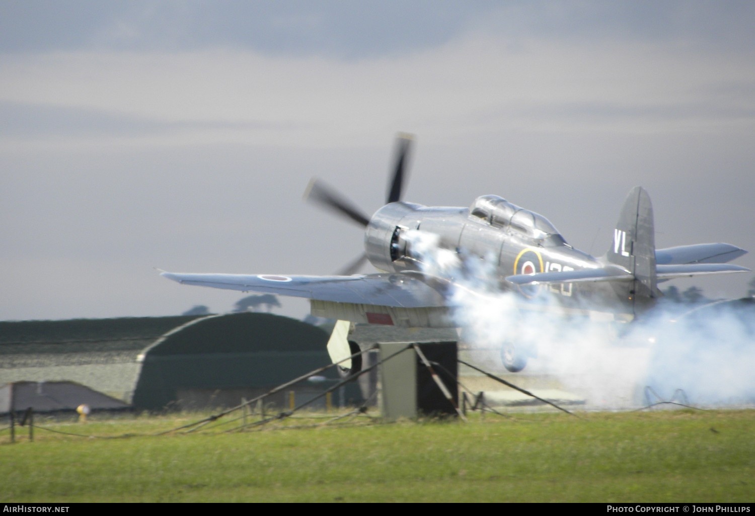 Aircraft Photo of G-RNHF / VX281 | Hawker Sea Fury T20 | UK - Navy | AirHistory.net #703925