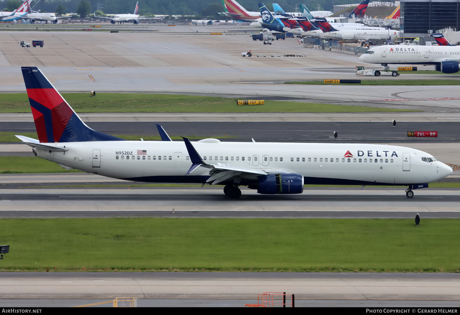 Aircraft Photo of N952DZ | Boeing 737-9GP/ER | Delta Air Lines | AirHistory.net #704034