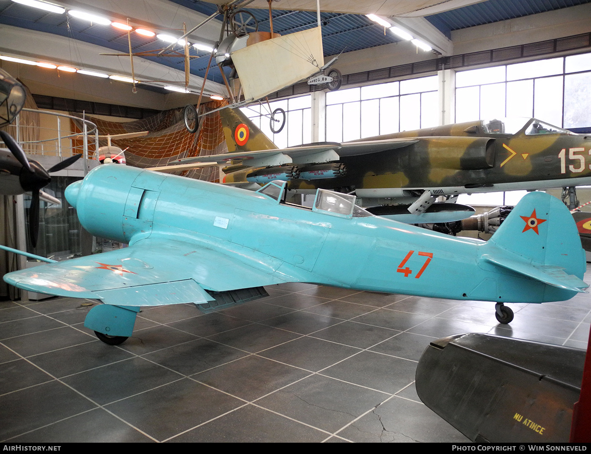 Aircraft Photo of 47 | Yakovlev Yak-11 | Romania - Air Force | AirHistory.net #704070