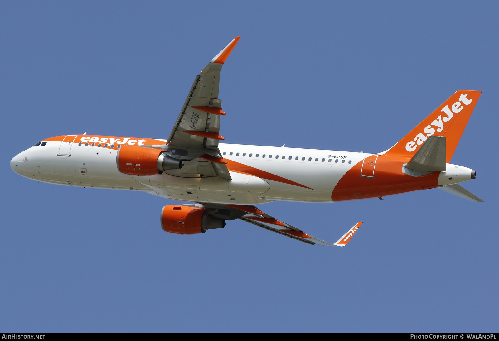 Aircraft Photo of G-EZOF | Airbus A320-214 | EasyJet | AirHistory.net #704140