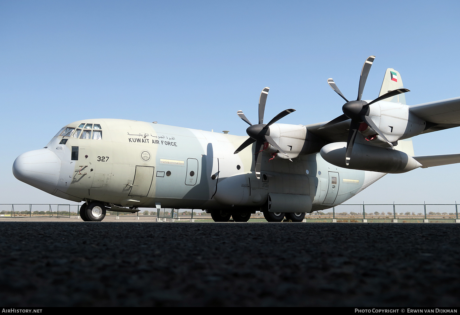 Aircraft Photo of KAF327 | Lockheed Martin KC-130J Hercules | Kuwait - Air Force | AirHistory.net #704375