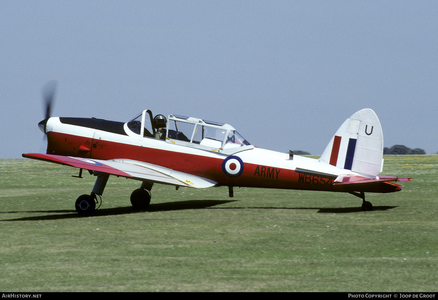 Aircraft Photo of WB654 | De Havilland DHC-1 Chipmunk T10 | UK - Army | AirHistory.net #704422