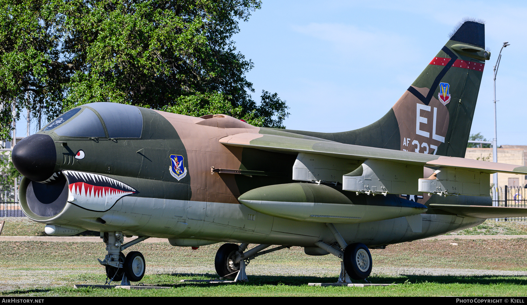 Aircraft Photo of 71-0337 / 71337 | LTV A-7D Corsair II | USA - Air Force | AirHistory.net #704460
